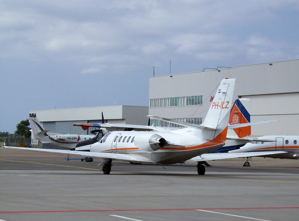 Platform Oost - PH-ILZ Cessna 560 Citation V - Amsterdam